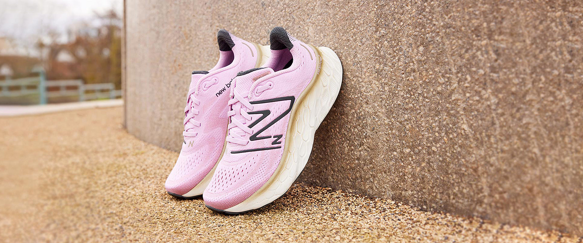 New Balance Womens Fresh Foam More V4
