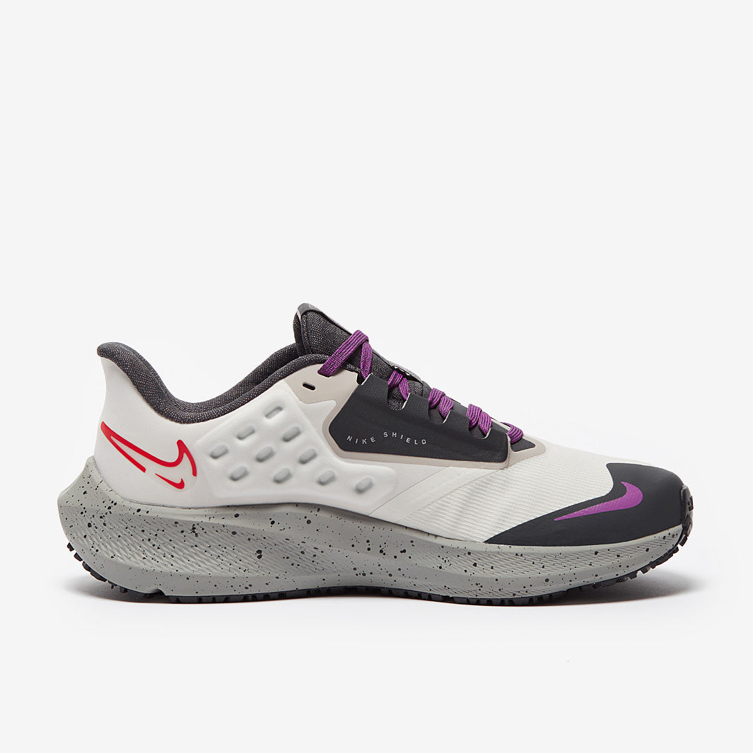 Nike Womens Air Zoom Pegasus 39 Shield - Light Bone/Vivid Purple