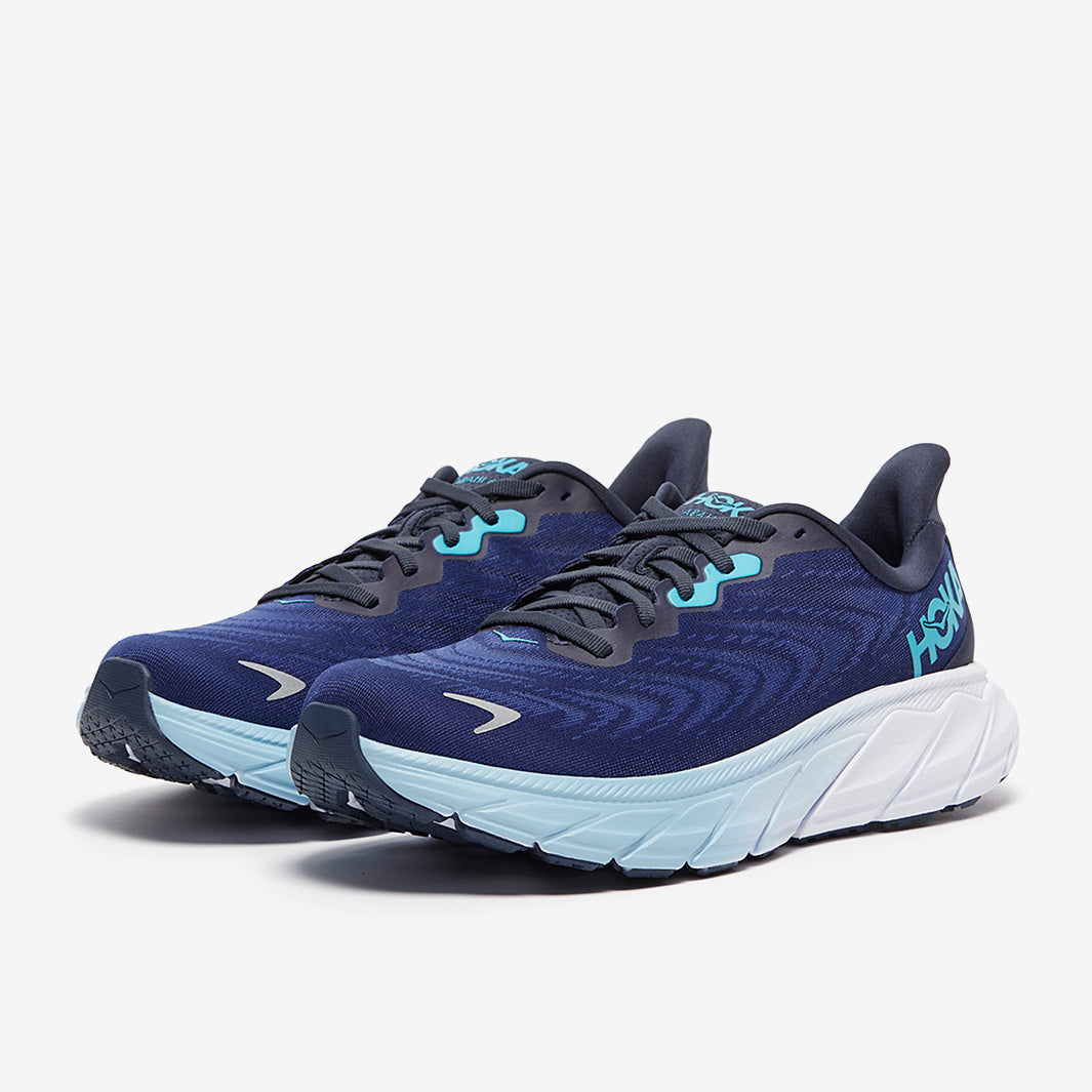 Hoka Arahi 6