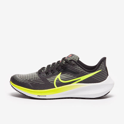 Nike Boys Air Zoom Pegasus 39 - Black/Volt-Barely Volt