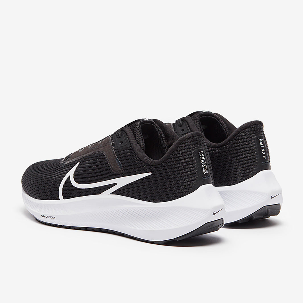 Nike Womens Pegasus 40 - Black/White