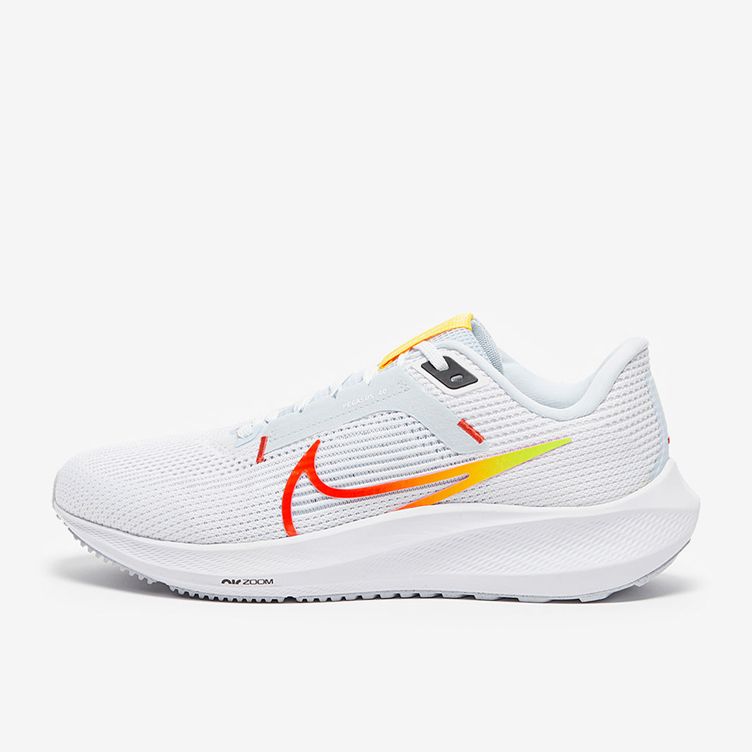 Nike Womens Pegasus 40 - White/Picante Red-Blue Tint