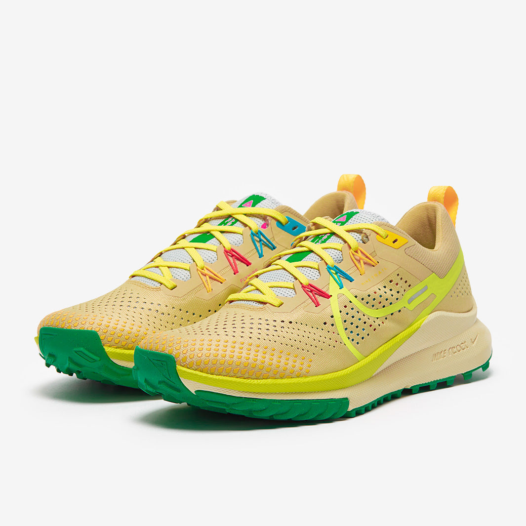 Nike Pegasus Trail 4 - Team Gold/Volt-Baltic Blue