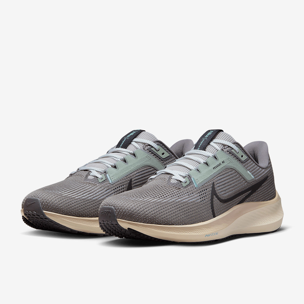 Nike Pegasus 40 Premium - LT Iron Ore/Black-Flat Pewter