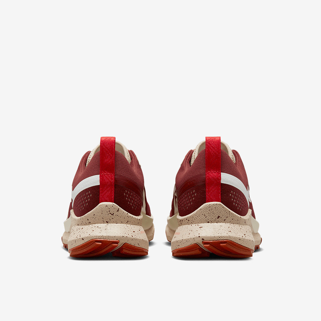 Nike Pegasus Trail 4 - Dark Pony/Sail-Picante Red