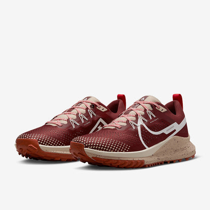 Nike Pegasus Trail 4 - Dark Pony/Sail-Picante Red