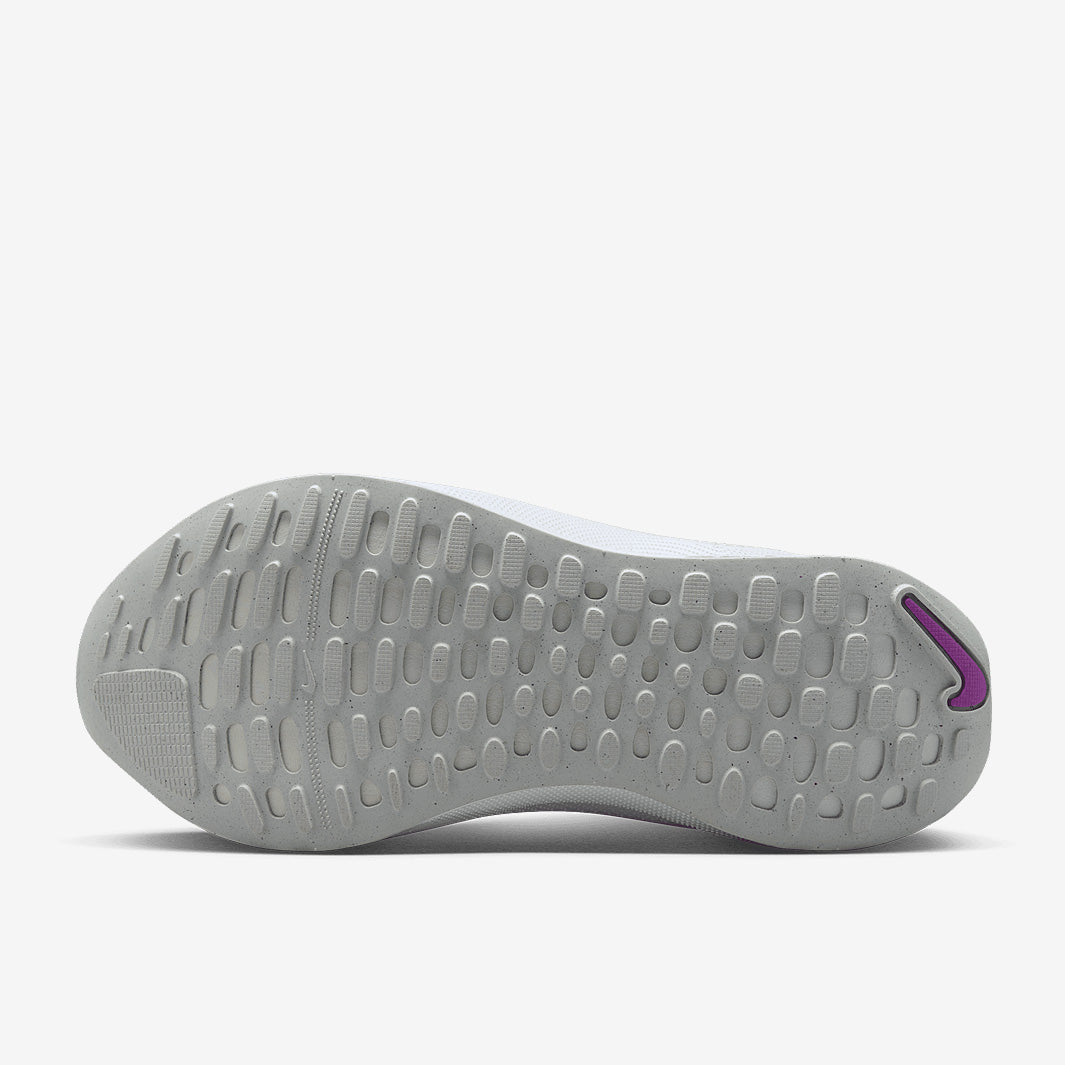 Nike Womens Infinity Run Flyknit 4