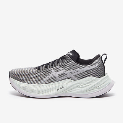 ASICS Superblast