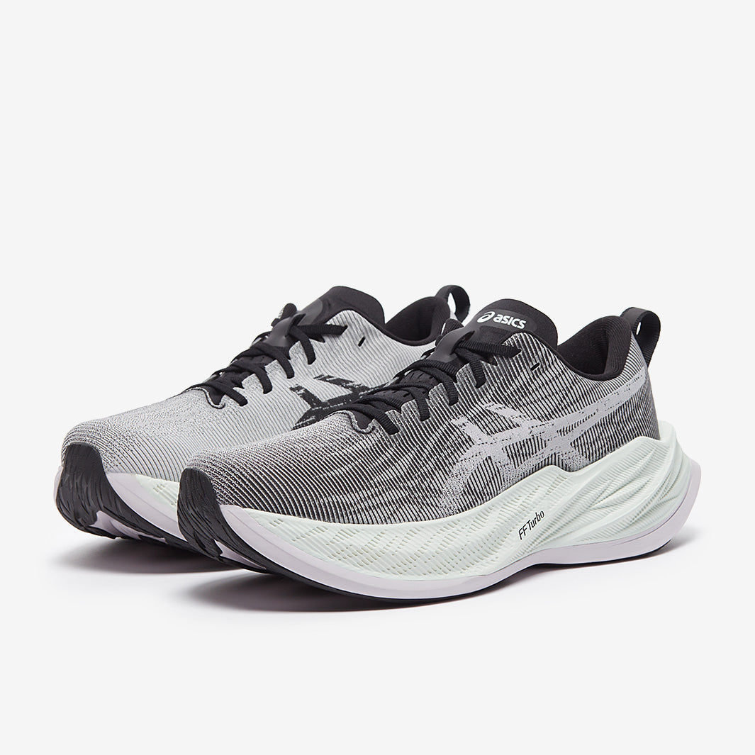 ASICS Superblast