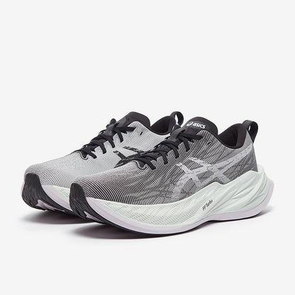 ASICS Superblast
