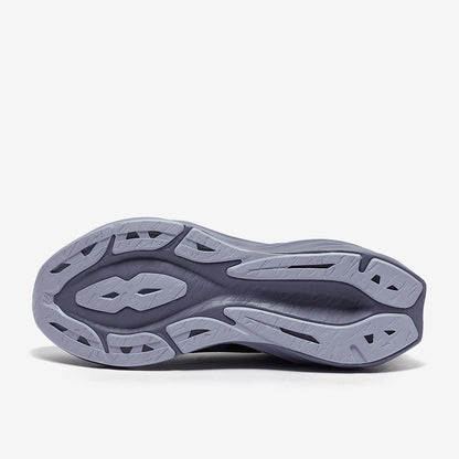ASICS Novablast 3