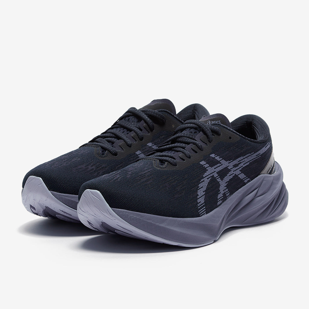 ASICS Novablast 3