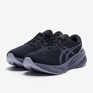 ASICS Novablast 3