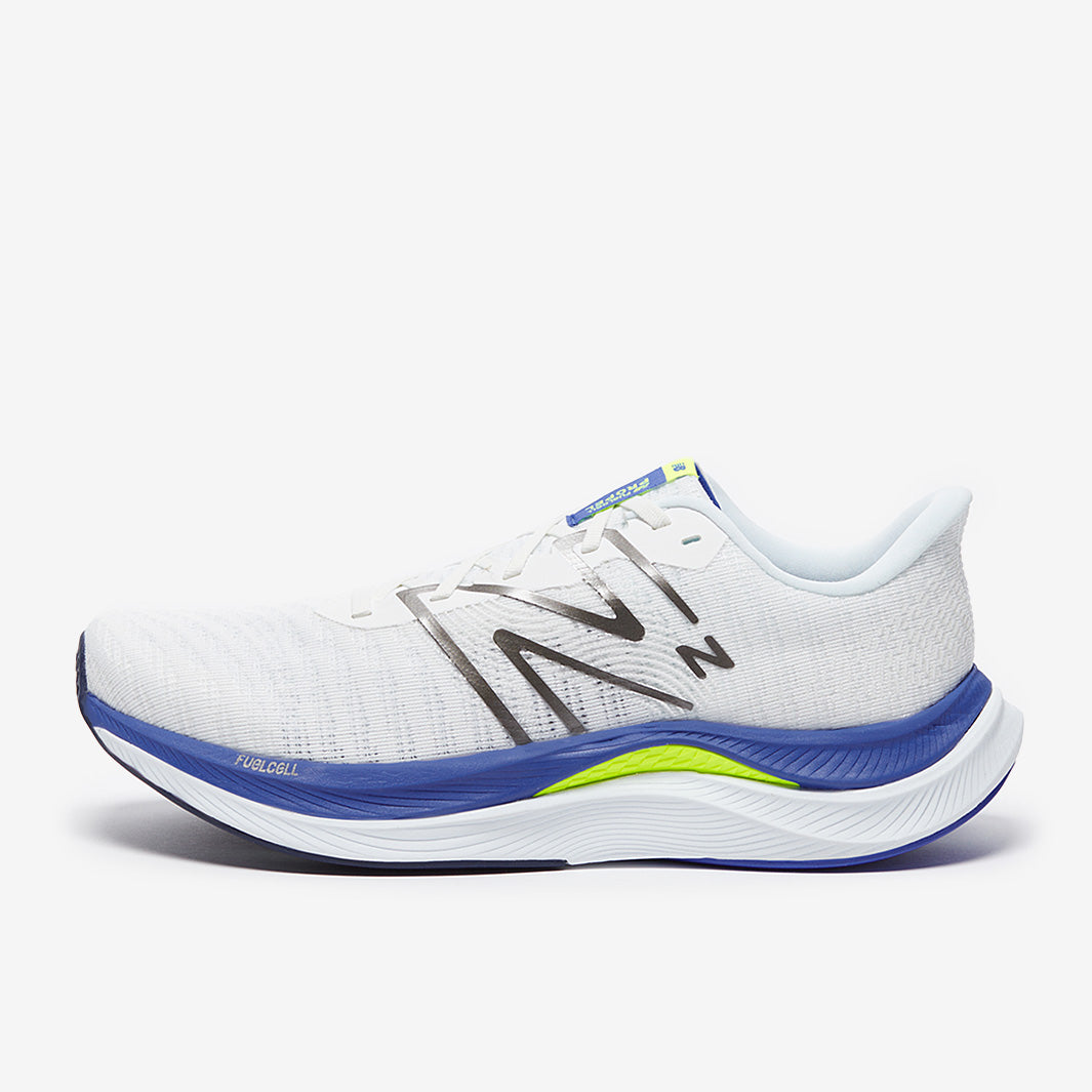 New Balance FuelCell Propel v4