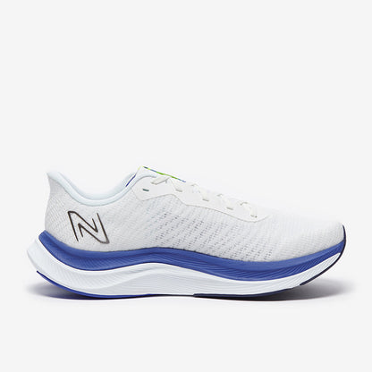 New Balance FuelCell Propel v4