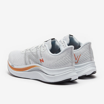 New Balance FuelCell Propel v4