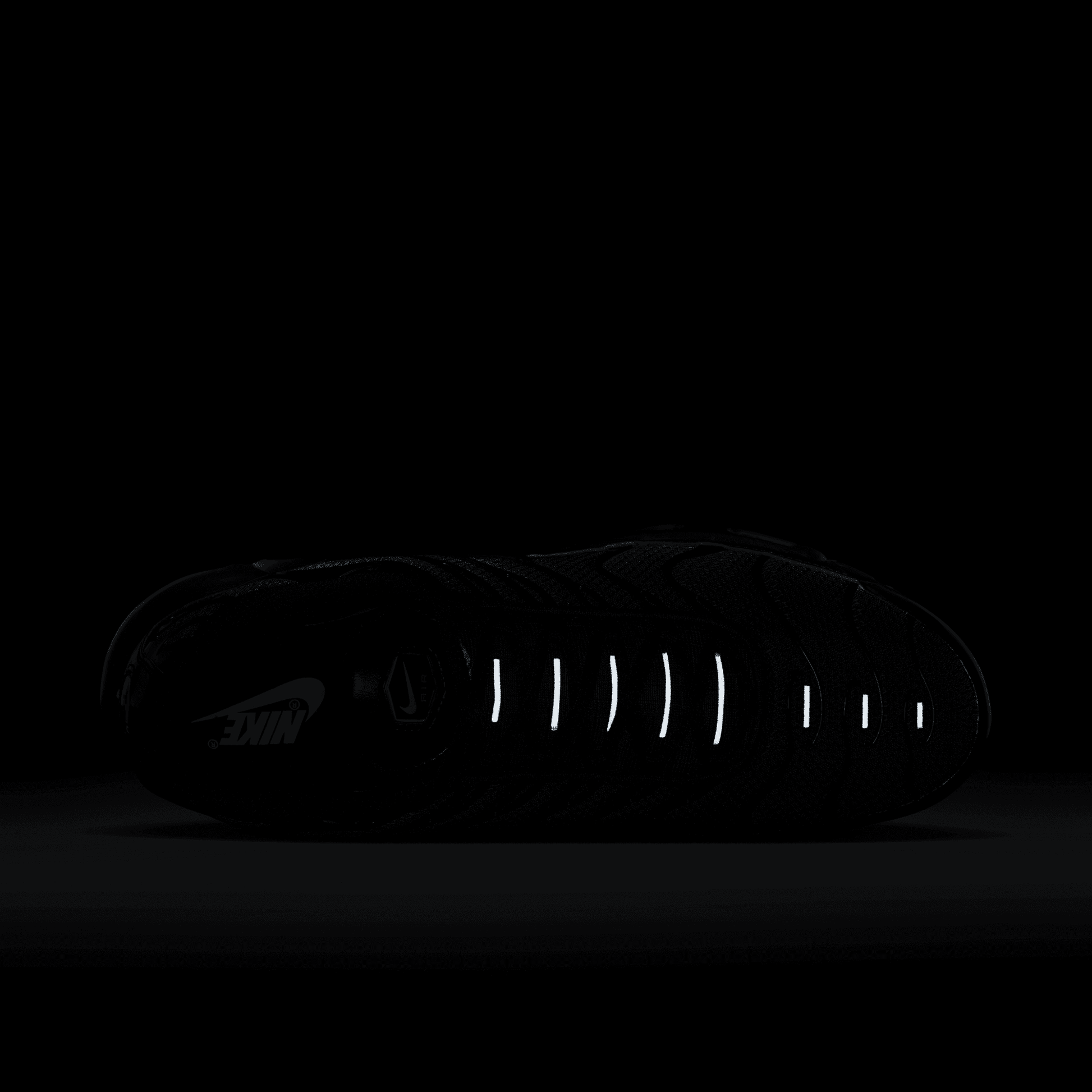Men's Nike Air Max Plus "Triple Black"