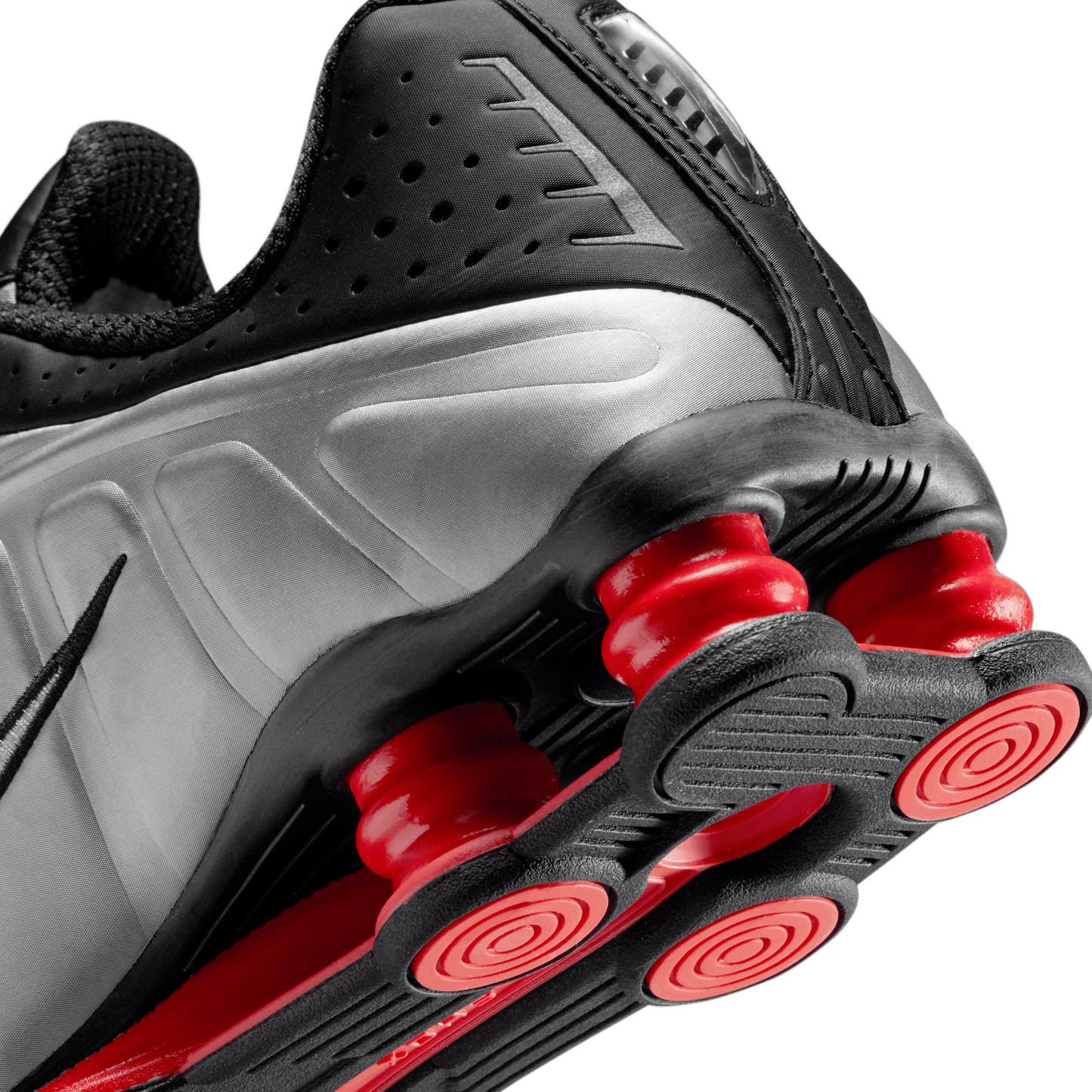 Women's Nike Shox R4 "Black Metallic Silver"