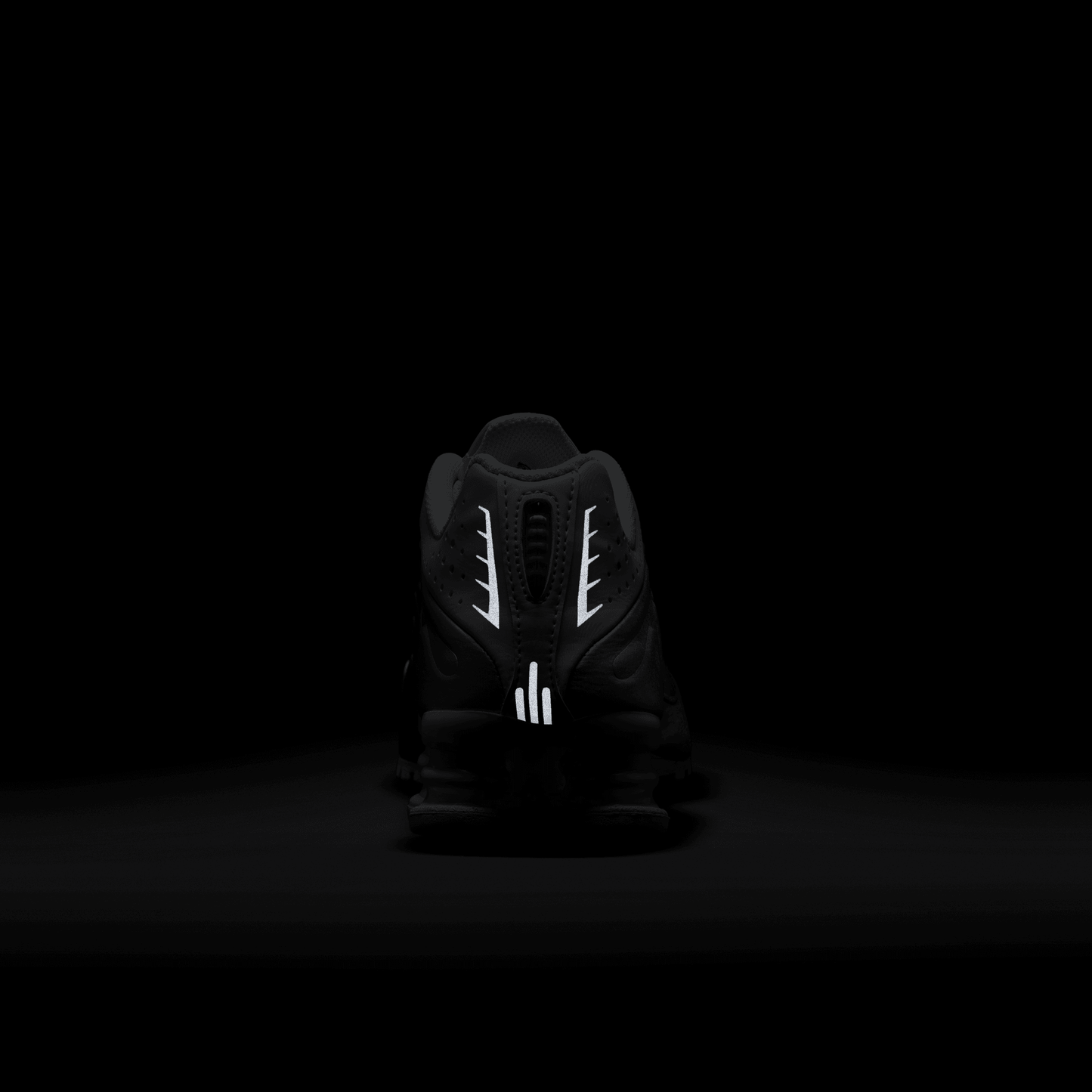 Big Kids' Nike Shox R4 "White Metallic Silver'