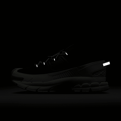 Men's Nike Zoom Vomero Roam Winterized "Black Light Silver"