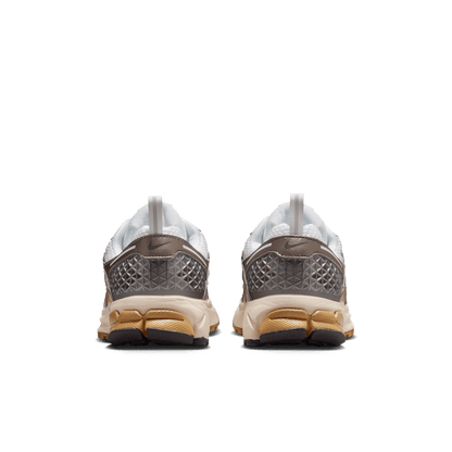 Big Kids' Nike Vomero 5 "Metallic Pewter"