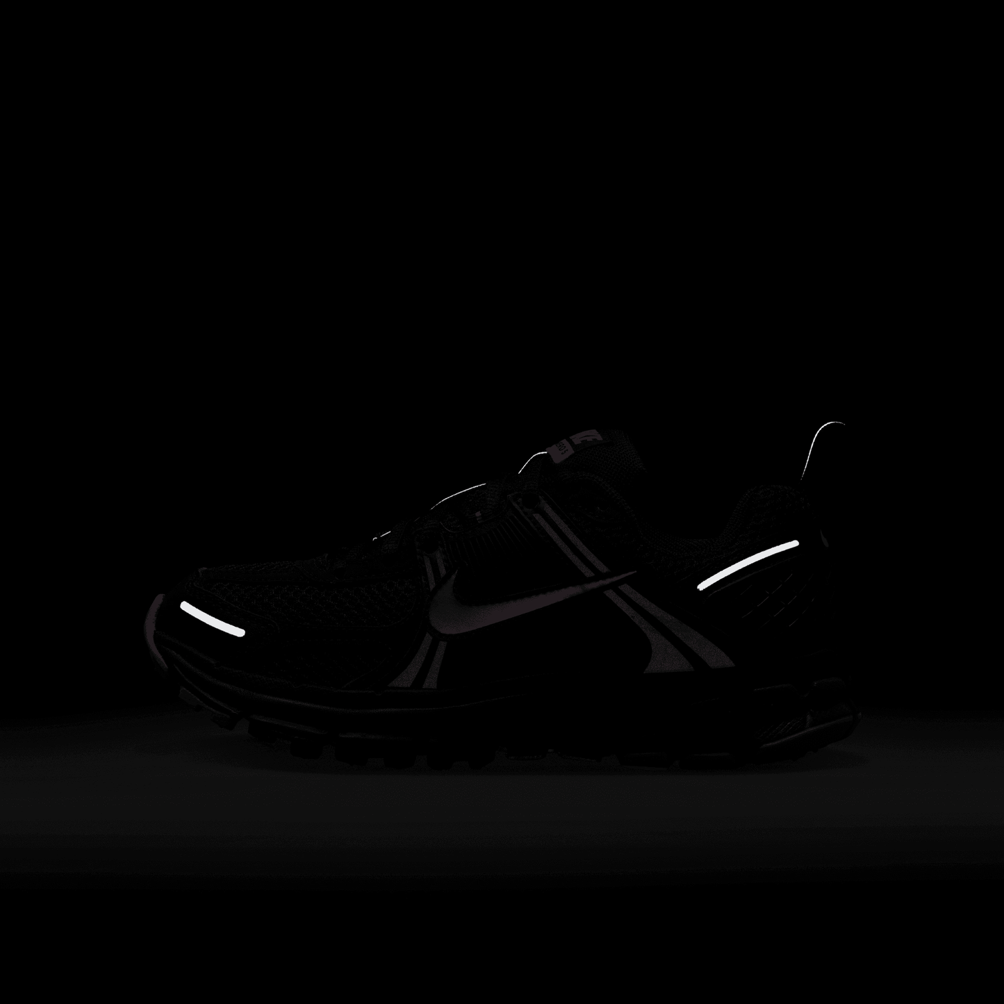 Big Kids' Nike Vomero 5 "Black Pink Blast"
