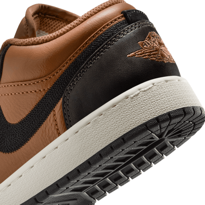 Big Kids' Air Jordan 1 Low SE BG "Flax Baroque Brown"