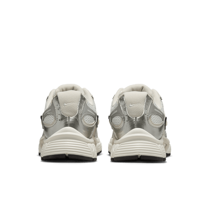 Women's Nike V5 RNR "Summit White Light Orewood"
