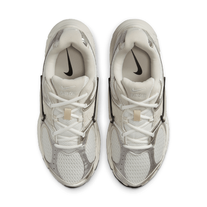 Women's Nike V5 RNR "Summit White Light Orewood"