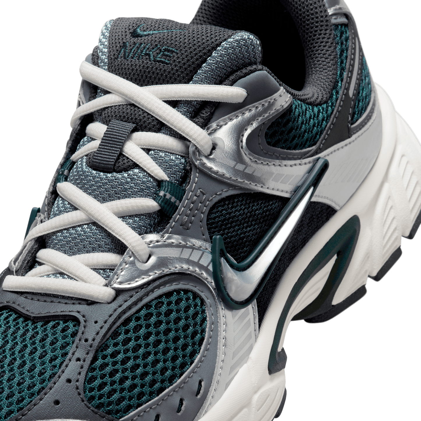 Women's Nike V5 RNR "Seaweed Silver"