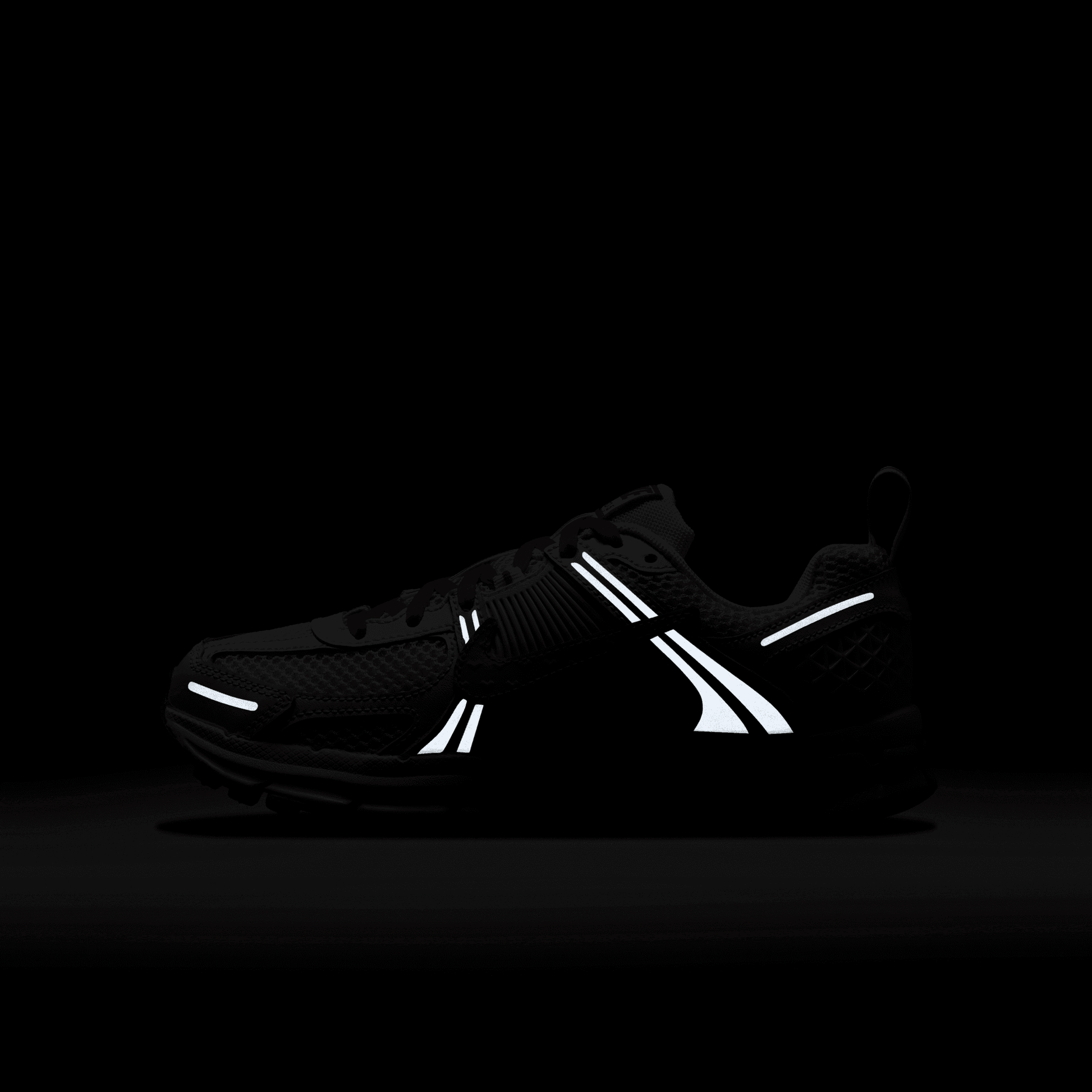 Big Kids' Nike Vomero 5 "Valentine's Day 2025"