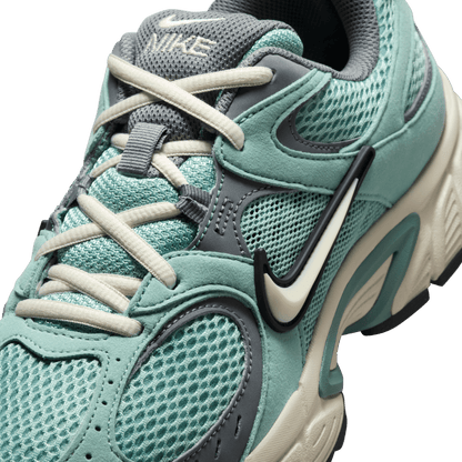 Women's Nike V5 RNR "Cannon"