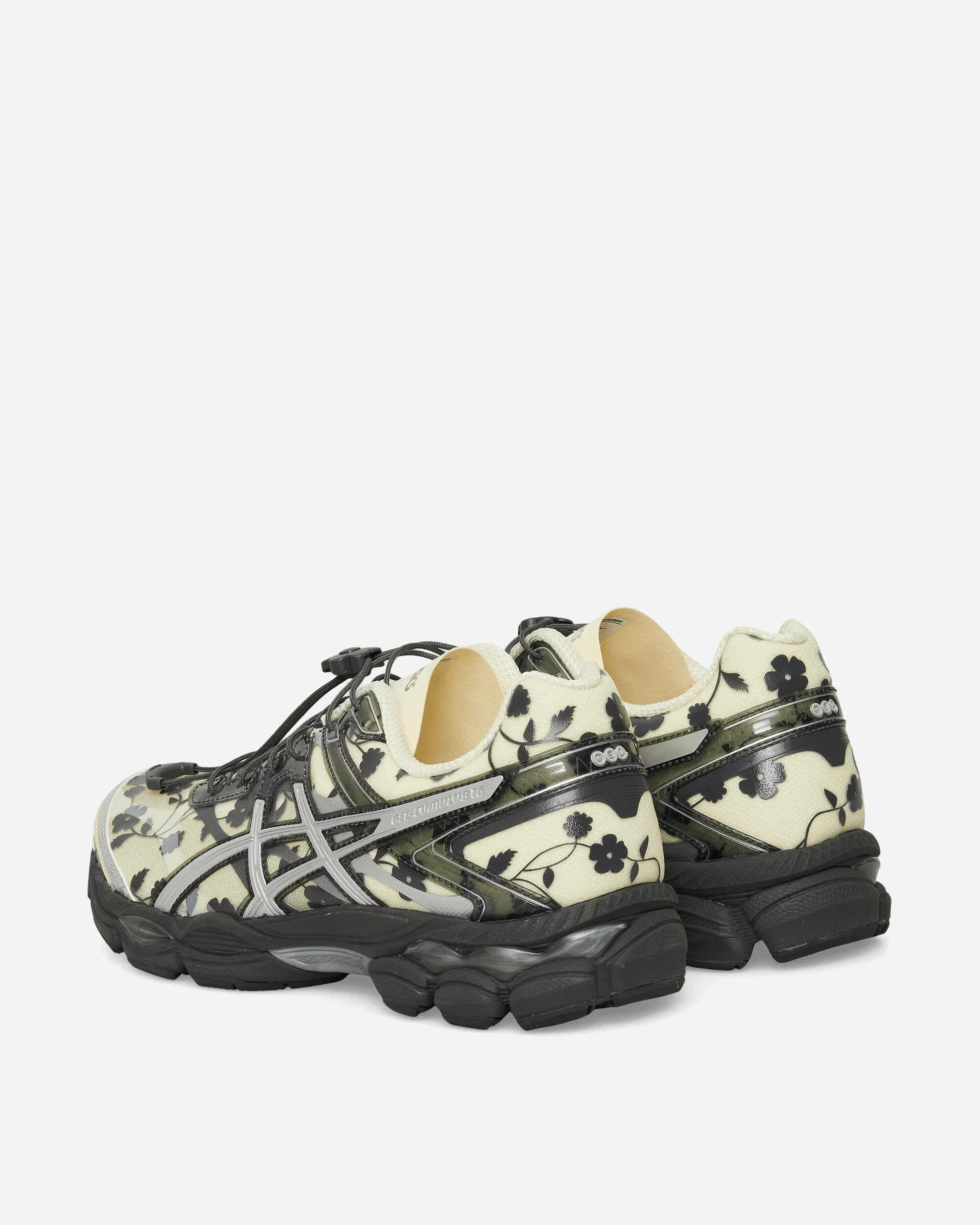 GEL-Cumulus 16 SSCB Sneakers Ivory / Black