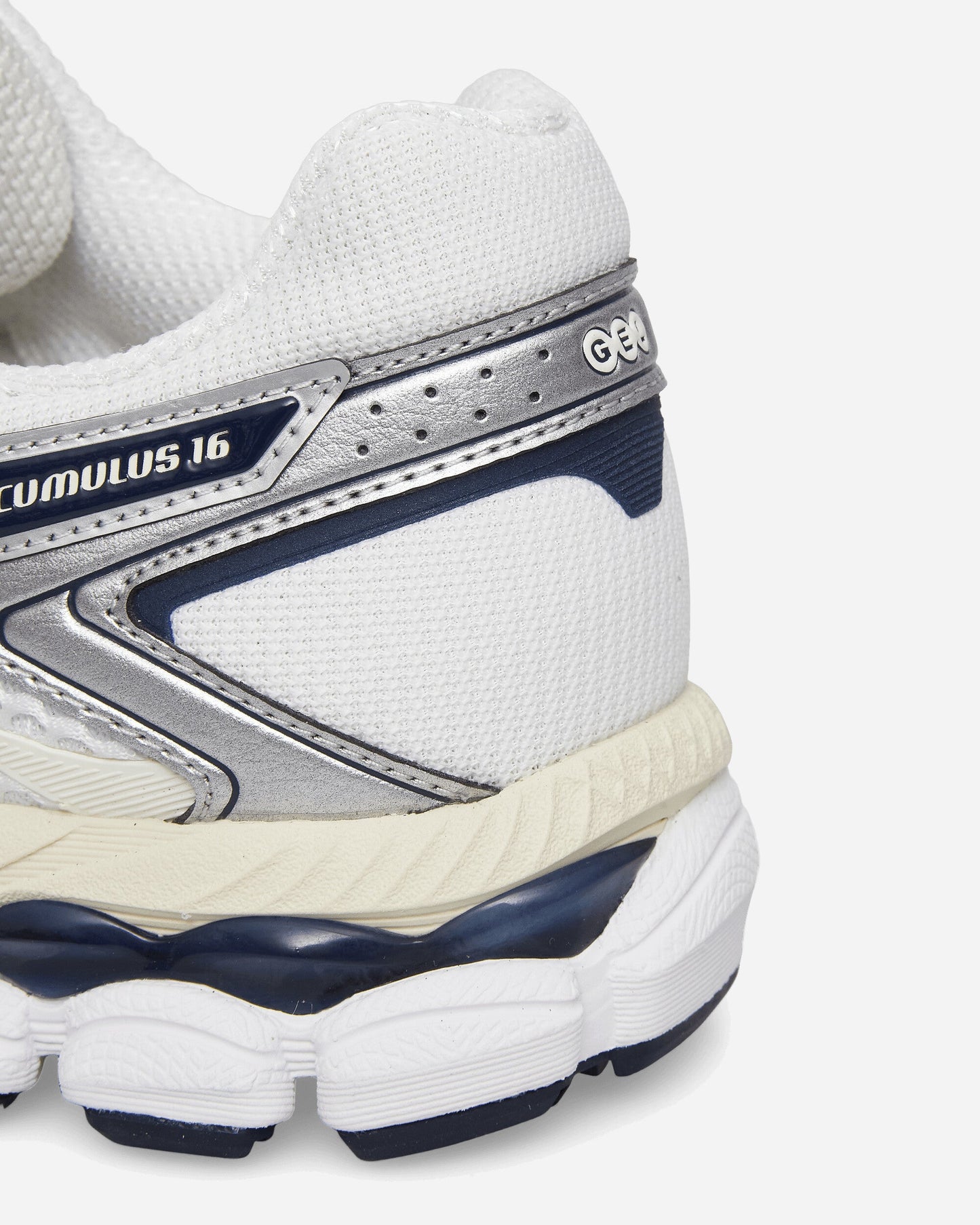 GEL-Cumulus 16 Sneakers White / Midnight