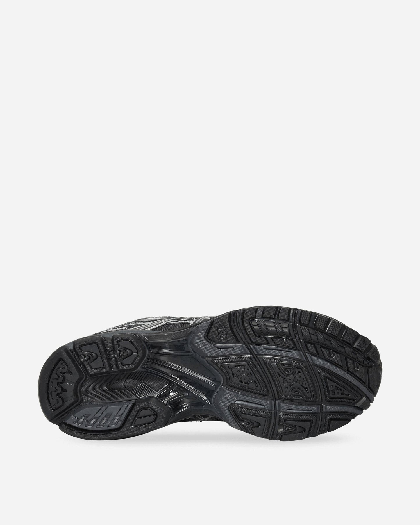 UNAFFECTED GEL-Nimbus 10.1 Sneakers Silver / Black
