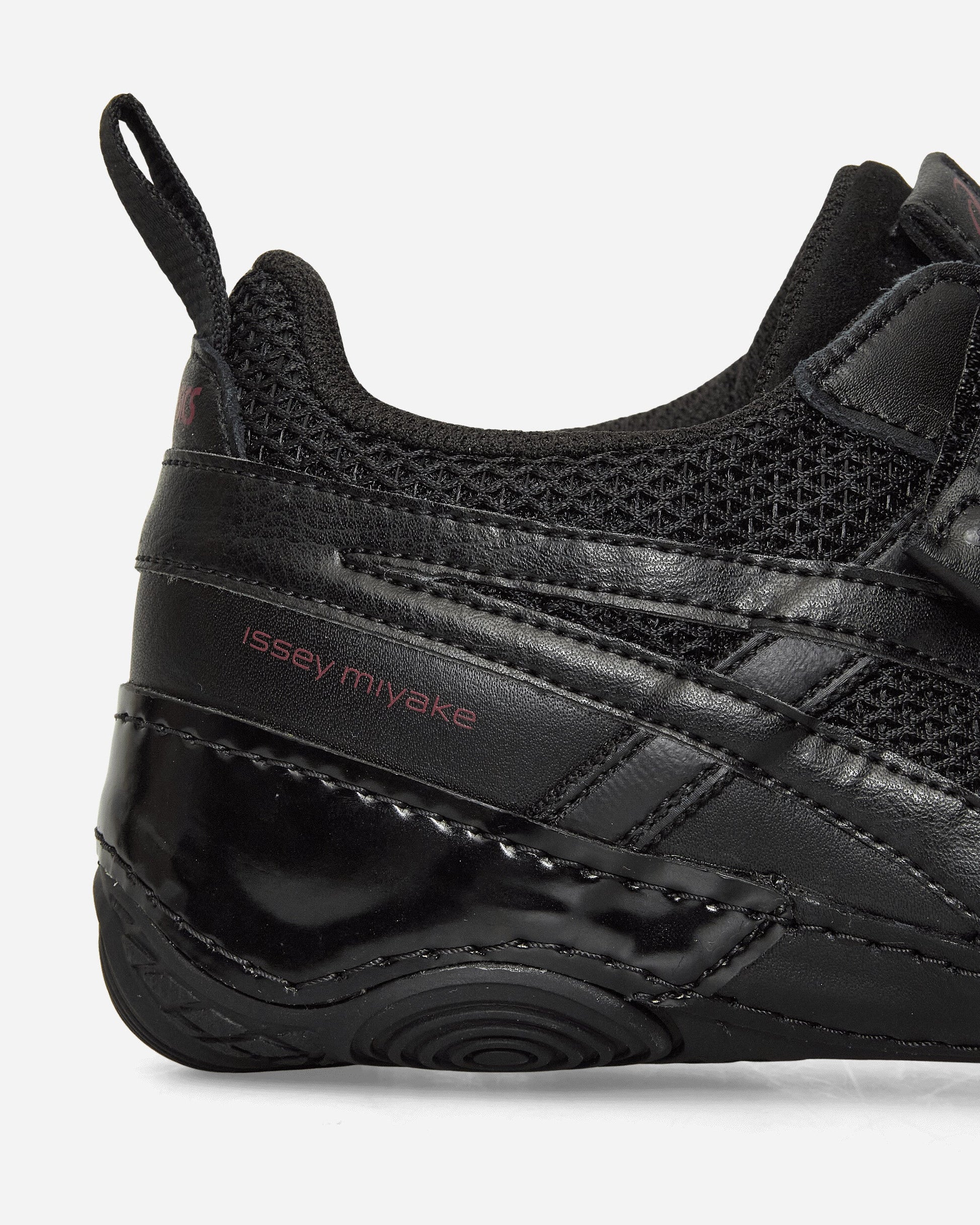 Issey Miyake Hyper Taping Sneakers Black / Black