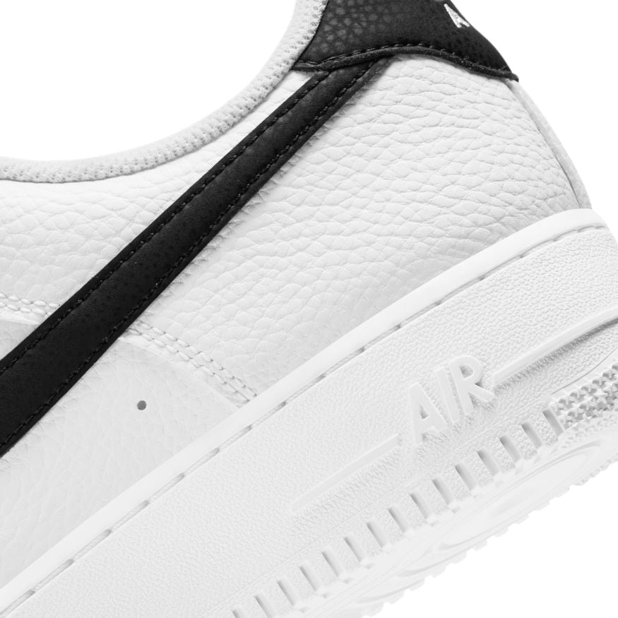 Men's Nike Air Force 1 '07 "White Black Pebbled Leather"