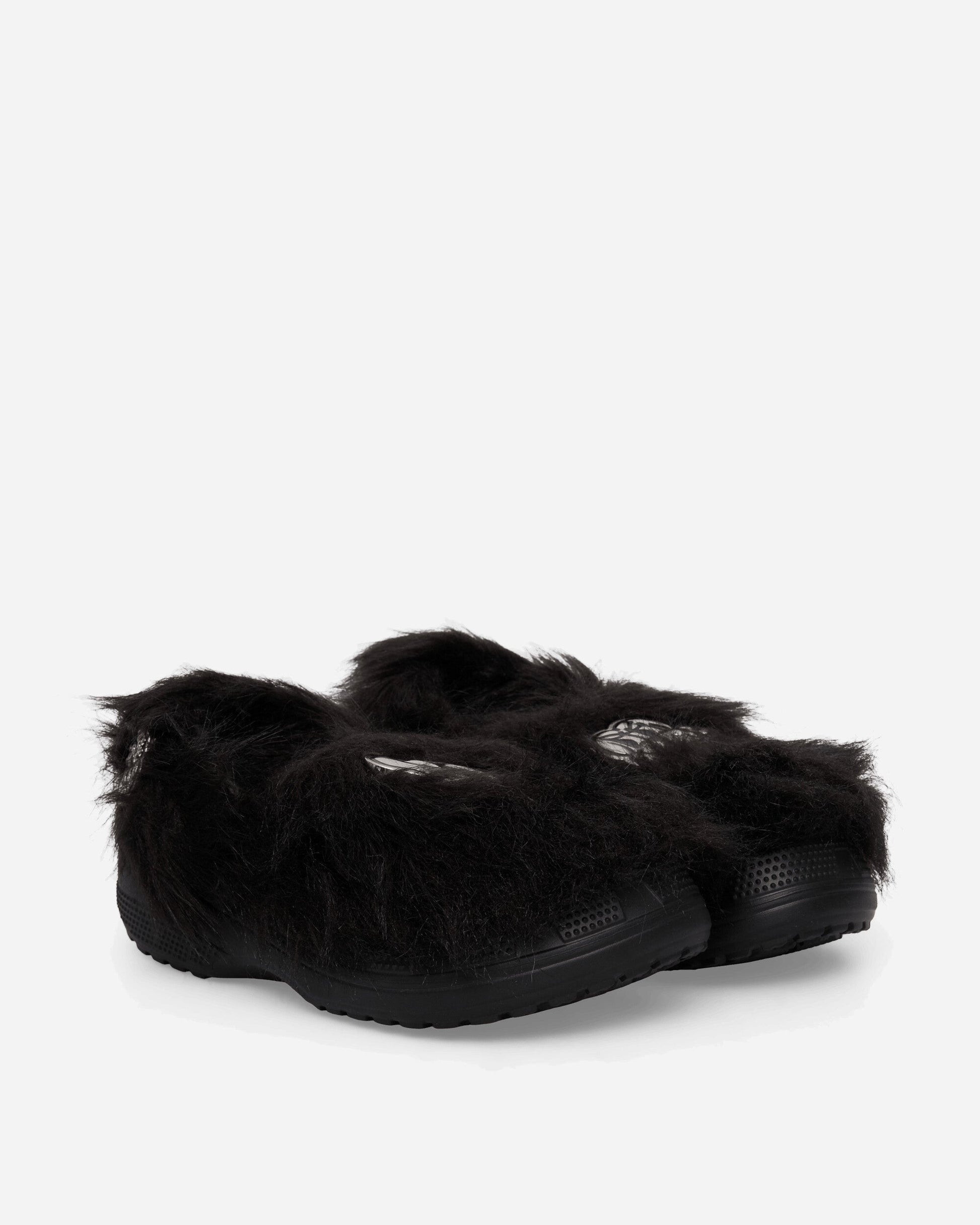 CHITO Classic Crafted Clogs Black