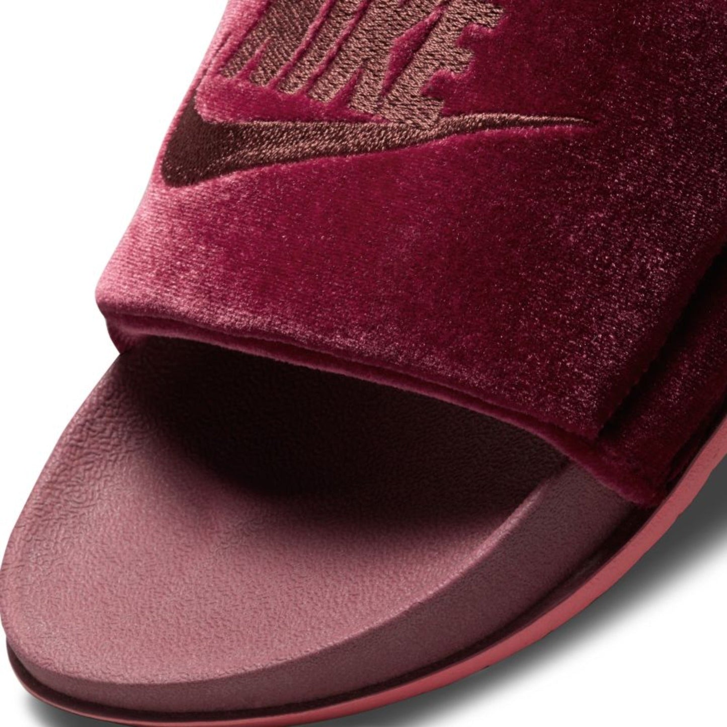 Women's Nike OffCourt SE Slides "Dark Beetroot"