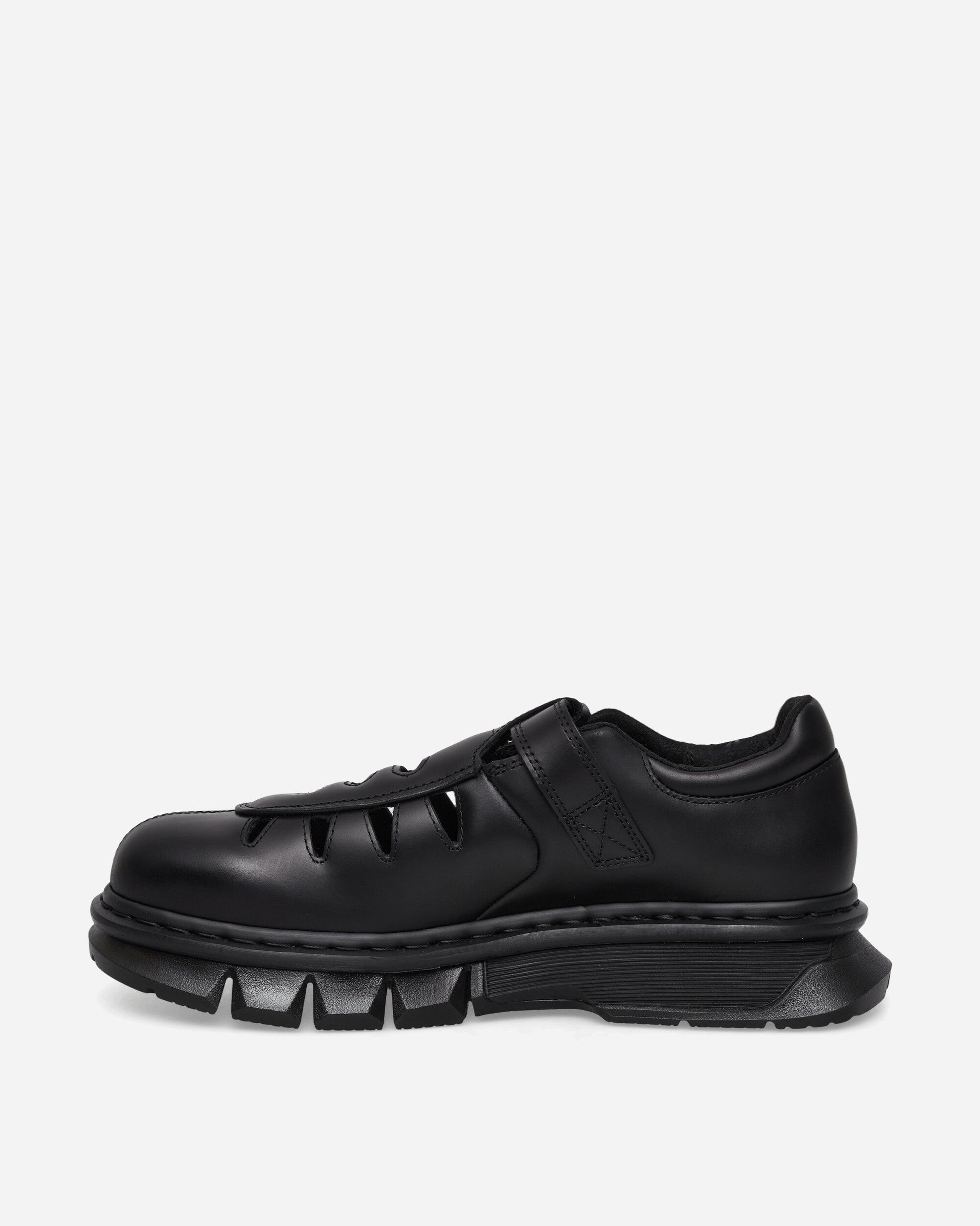 Qubist Fisherman Shoes Black