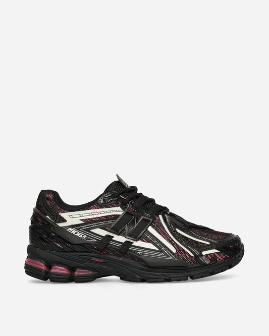 1906A Sneakers Black / Dragon Berry / White