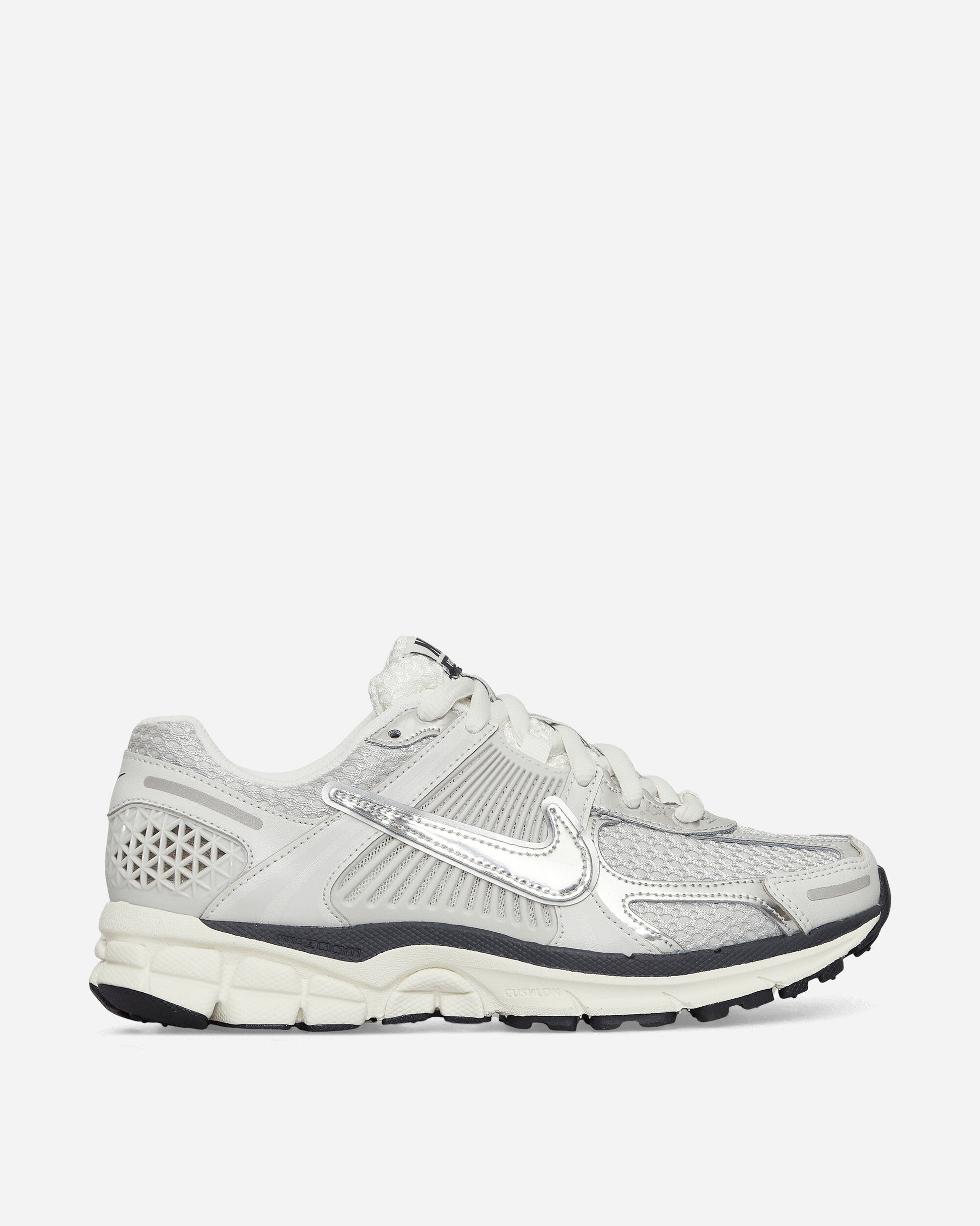 Women's Zoom Vomero 5 Sneakers Photon Dust / Metallic Silver