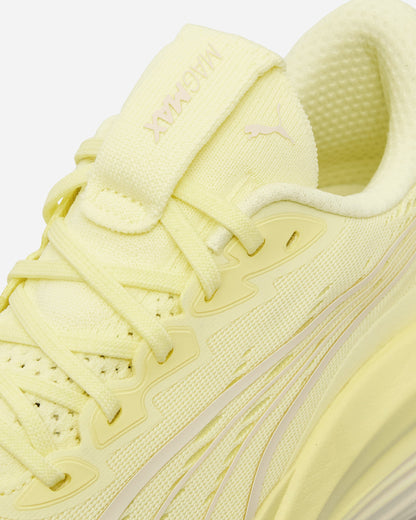 Women's MagMax NITRO Sneakers Gold Moon