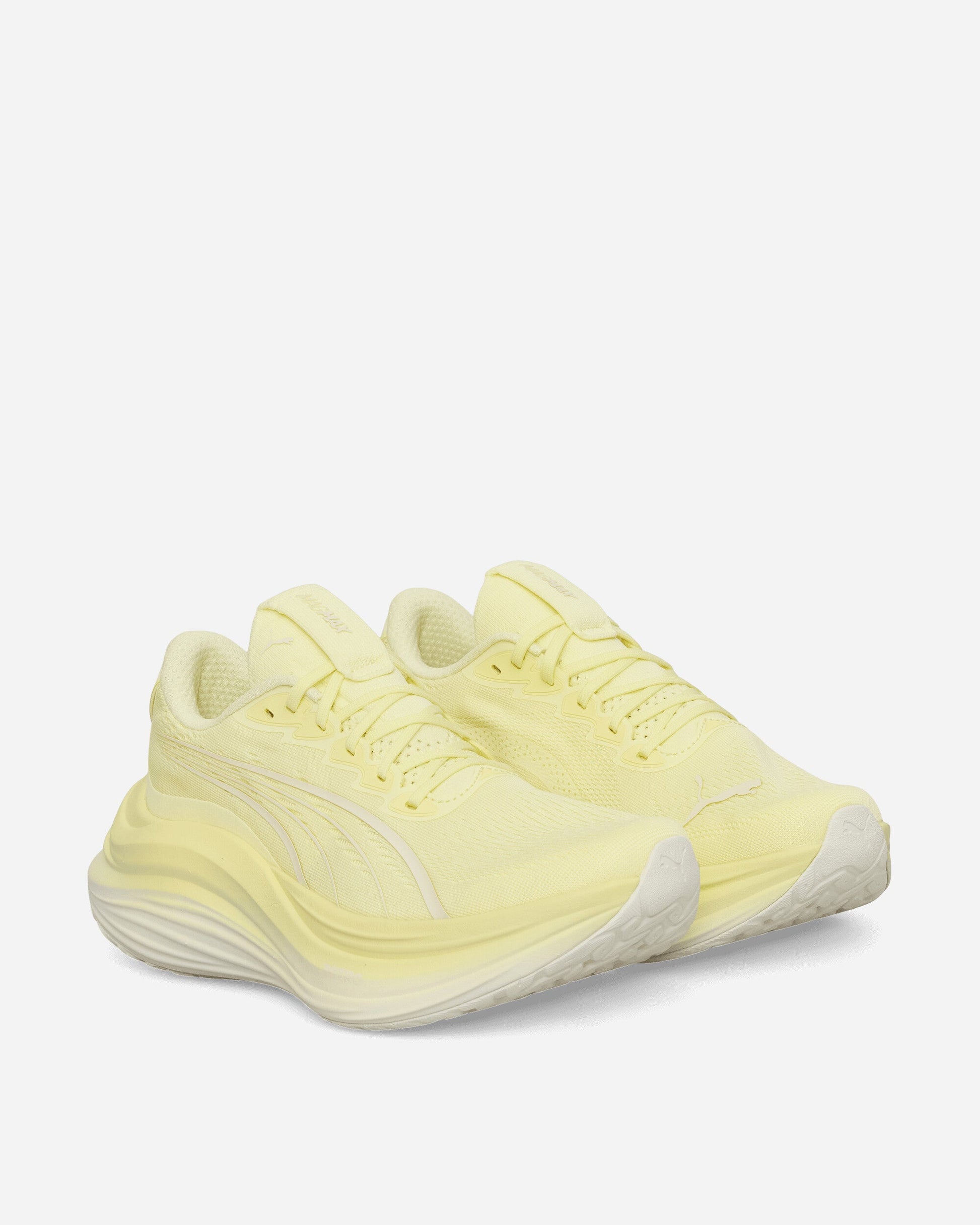 Women's MagMax NITRO Sneakers Gold Moon