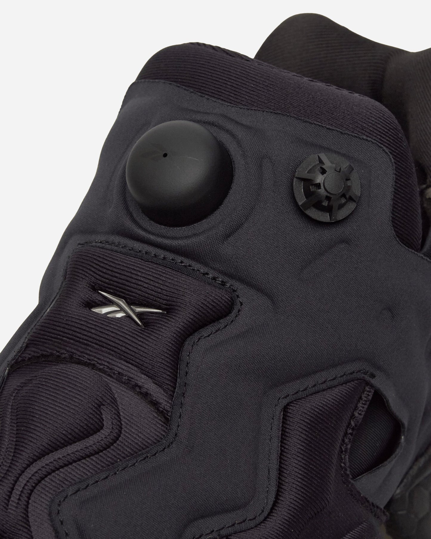 Instapump Sliver Sneakers Caviar / Black