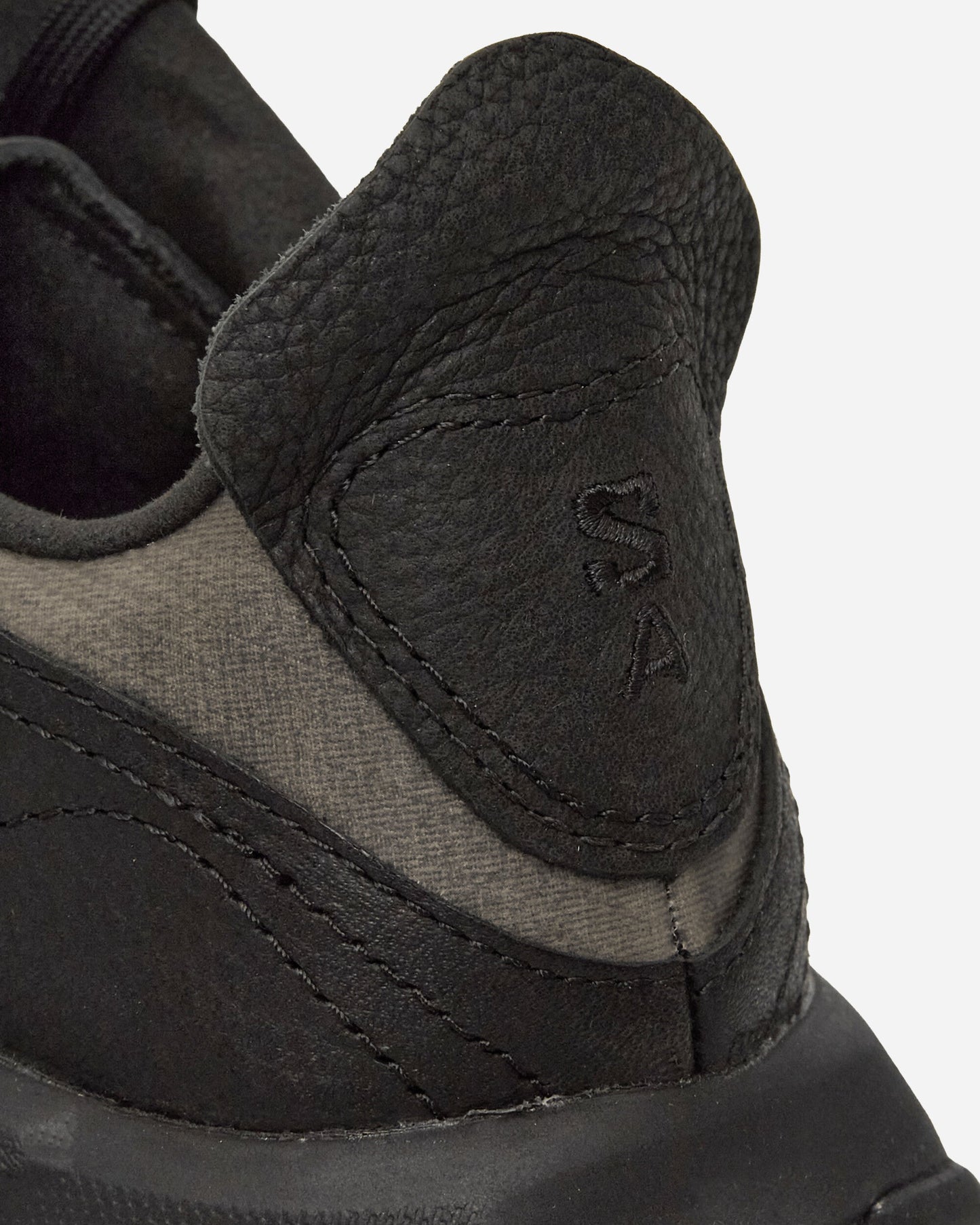Neuva Advanced Sneakers Black
