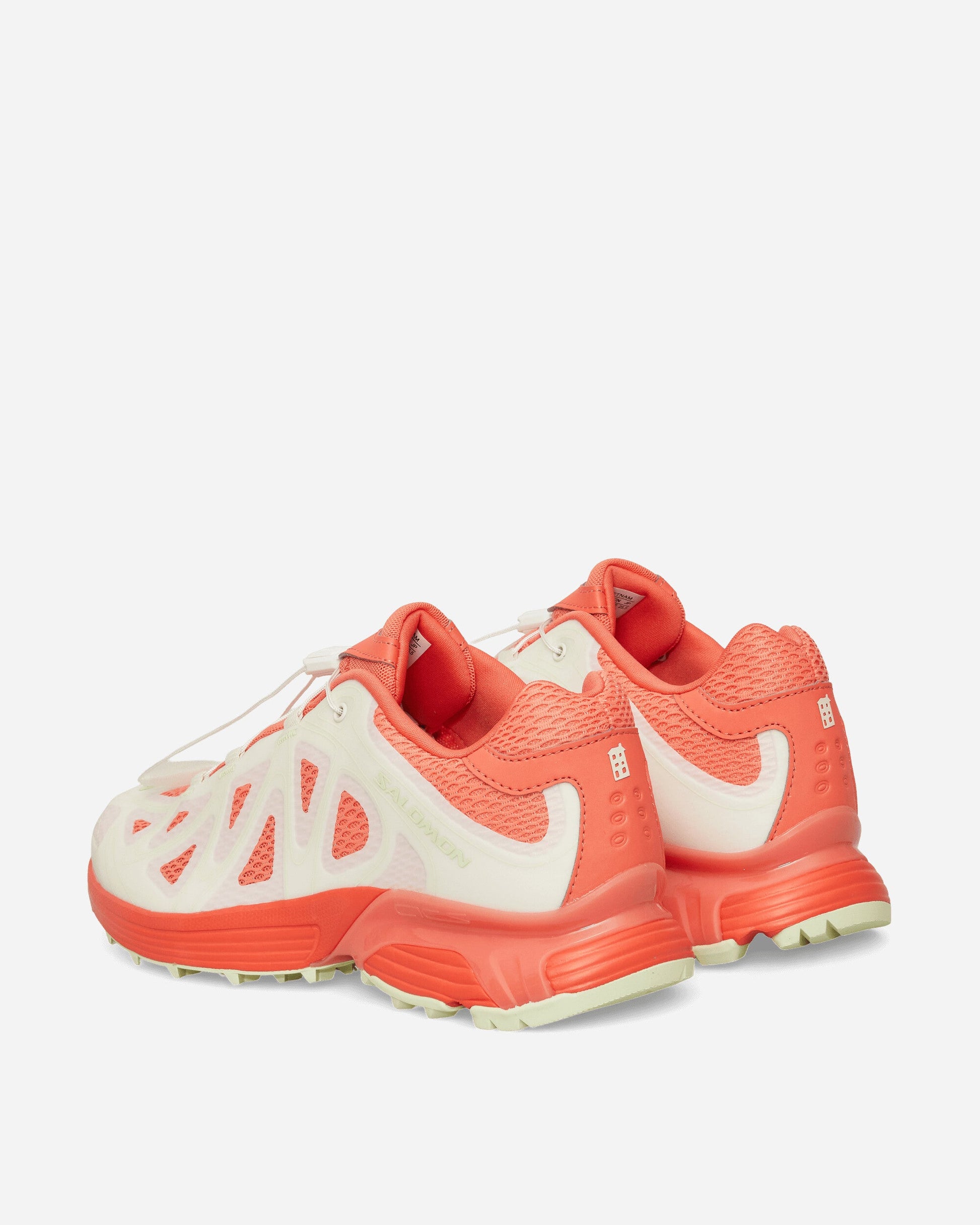 Ama Lou XT-Whisper Void Sneakers Vanilla Ice / Fusion Coral / Emberglow