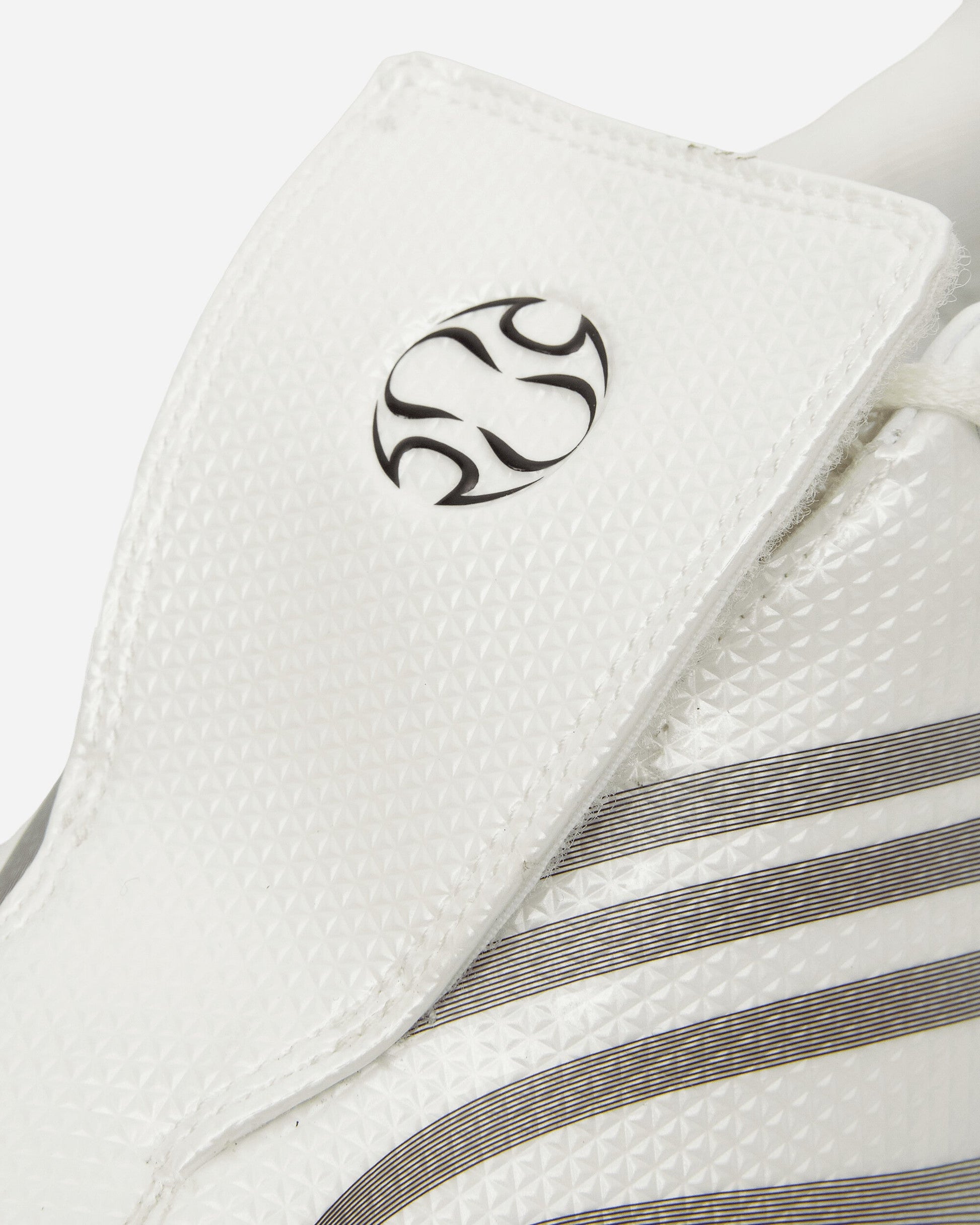 Slam Jam F50 Tunit Mega Consortium Sneakers Cloud White / Core Black / Silver Metallic