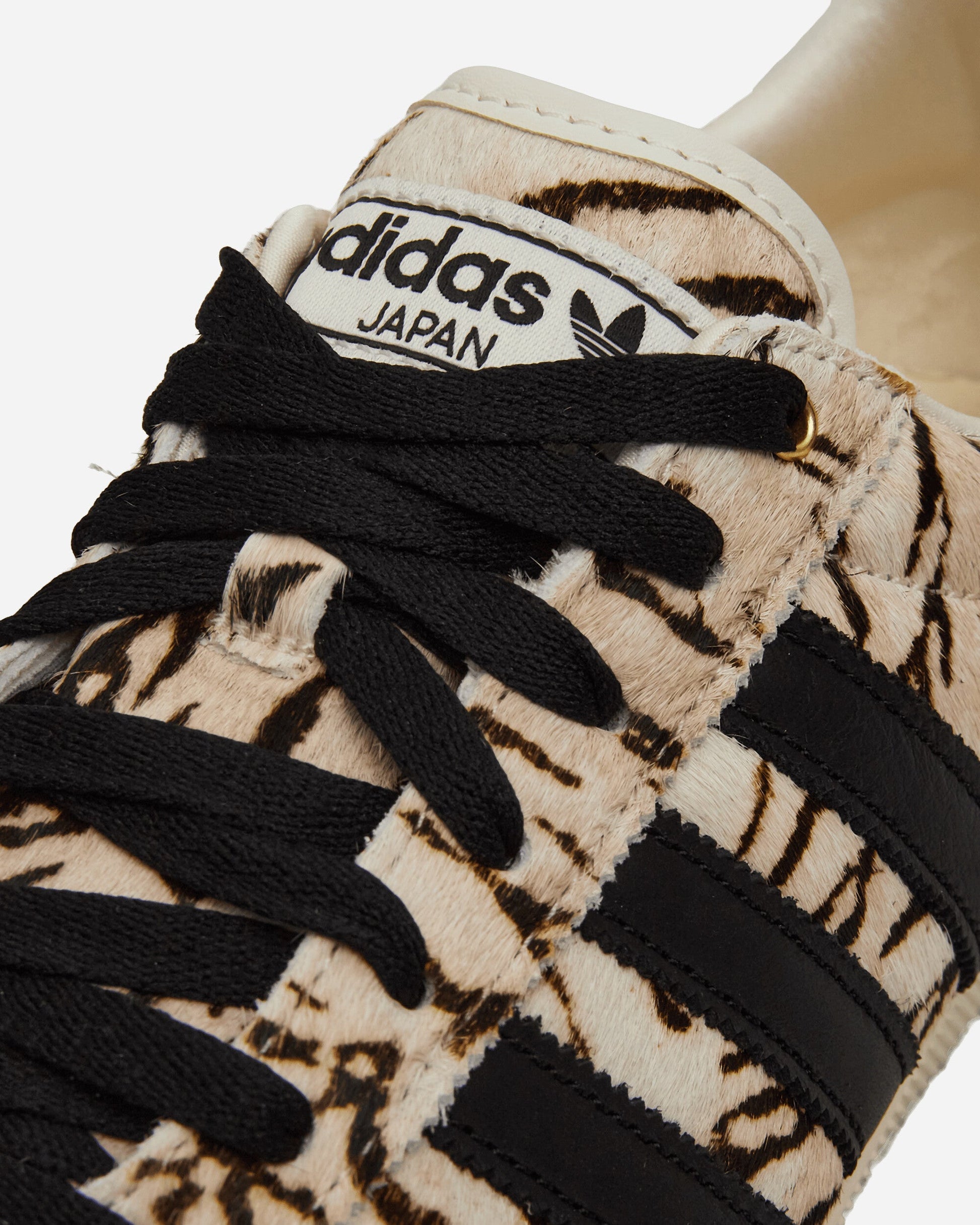 Japan Sneakers Off White / Core Black