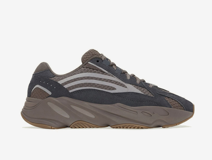 Yeezy 700 V2 Mauve